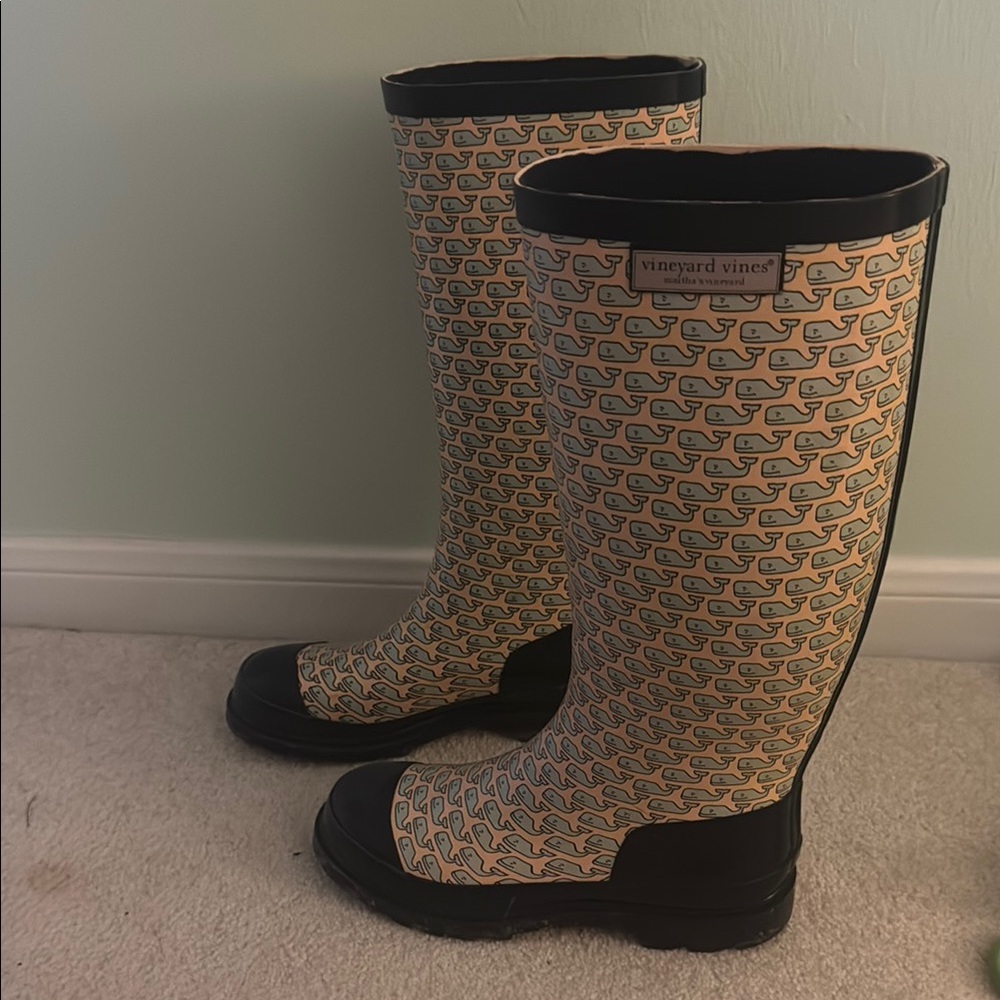 Vineyard Vines Women's Whale Patterned Rain Boots - Pink and Navy